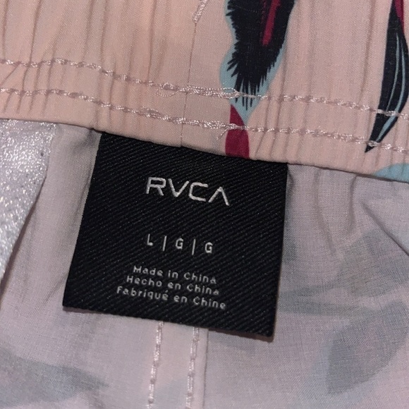 RVCA Club Board Shorts Pink Floral Print Swim Trunks Pockets | size Large - Picture 5 of 6